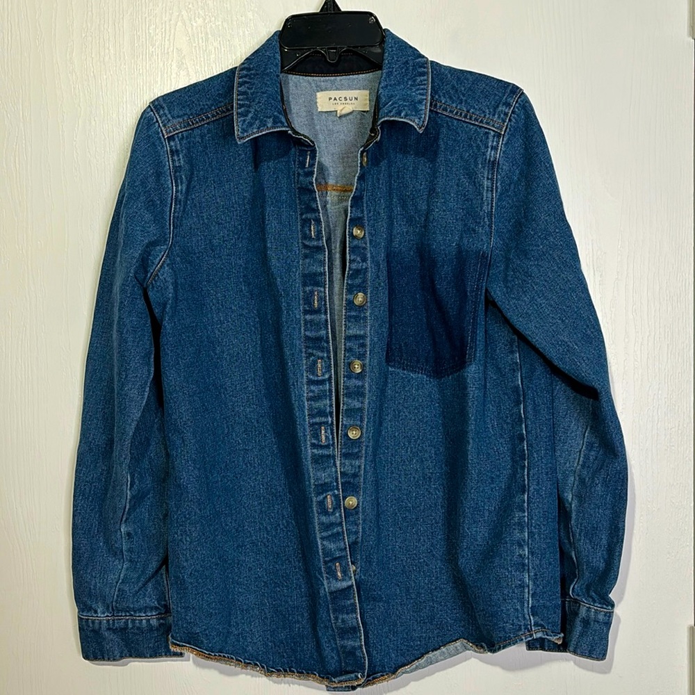 PacSun Denim Long Sleeve Button Down Jean heavy knit Shirt women’s size small